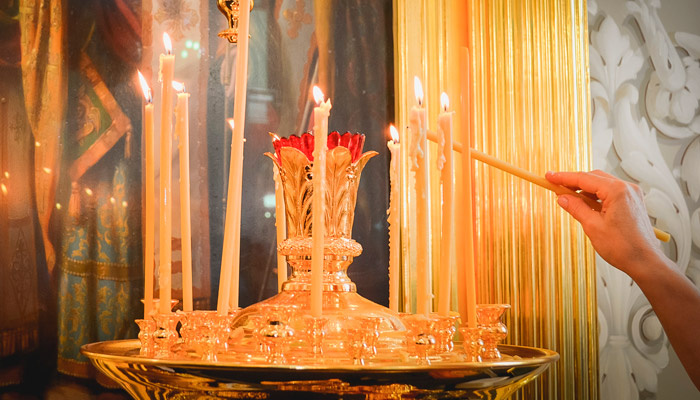 Поминальные службы в Покровскую родительскую субботу изначально были установлены в память о воинах, погибших при взятии Казани в 1552 году. Фото: Мария Рудакова, 1MI