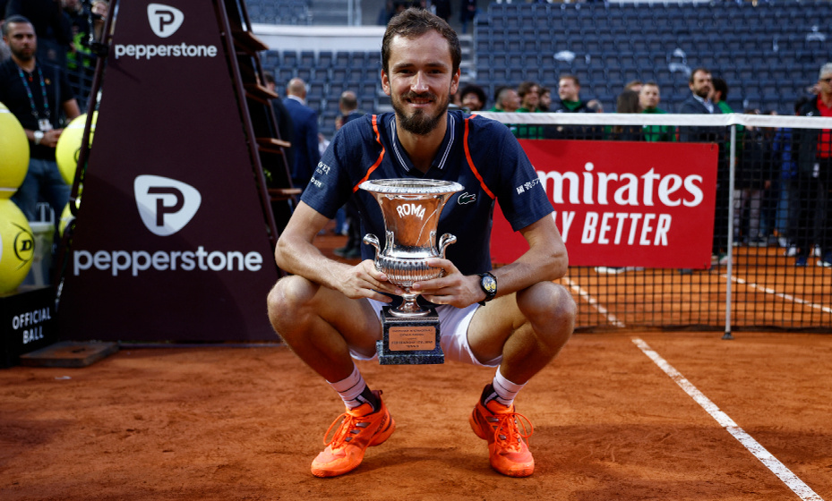    Медведев взял первый титул на грунте. Фото: Reuters