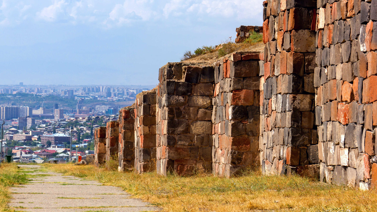 Mikhail Leontyev / Shutterstock