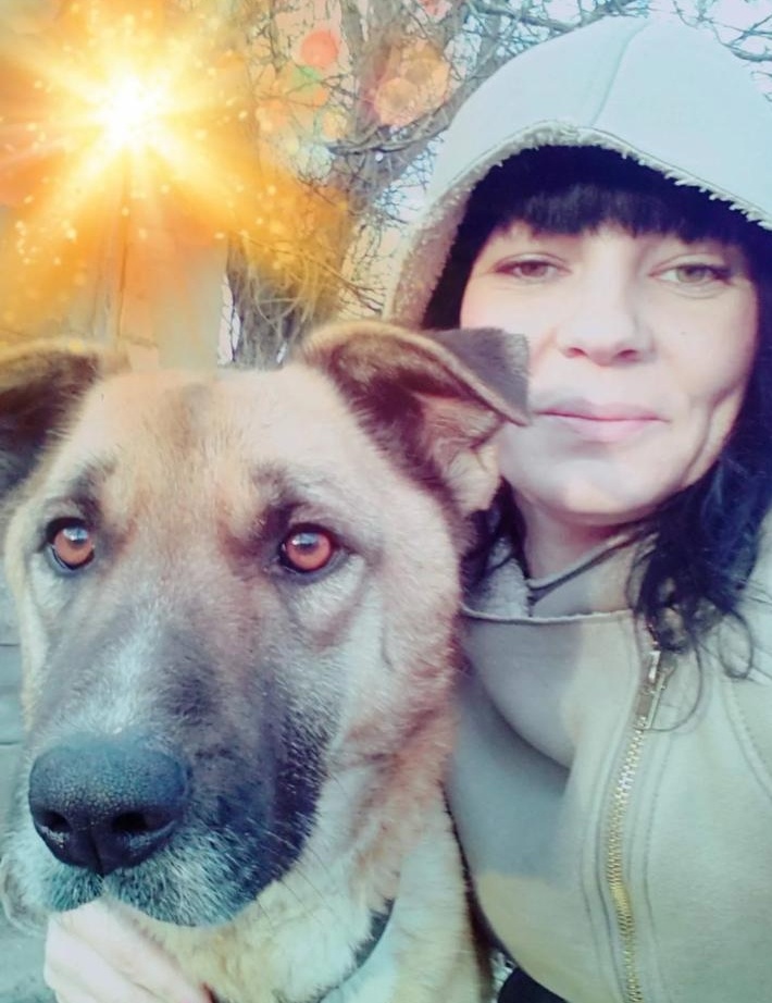 Это Несси -добрее собаки я не видела никогда, очень любила обниматься, вцепится лапками и не отпускает.. Пишу сейчас о ней и слезы на глазах 