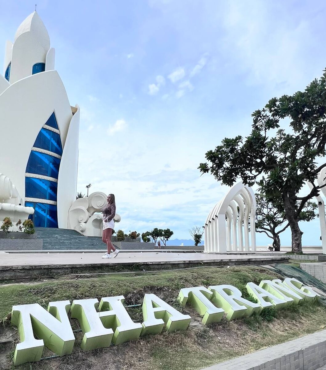 Центральная площадь Нячанга.