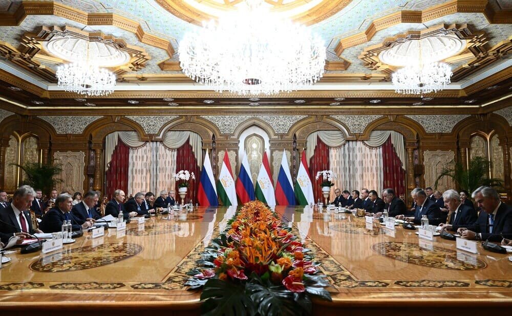 Российско-таджикистанские переговоры в расширенном составе