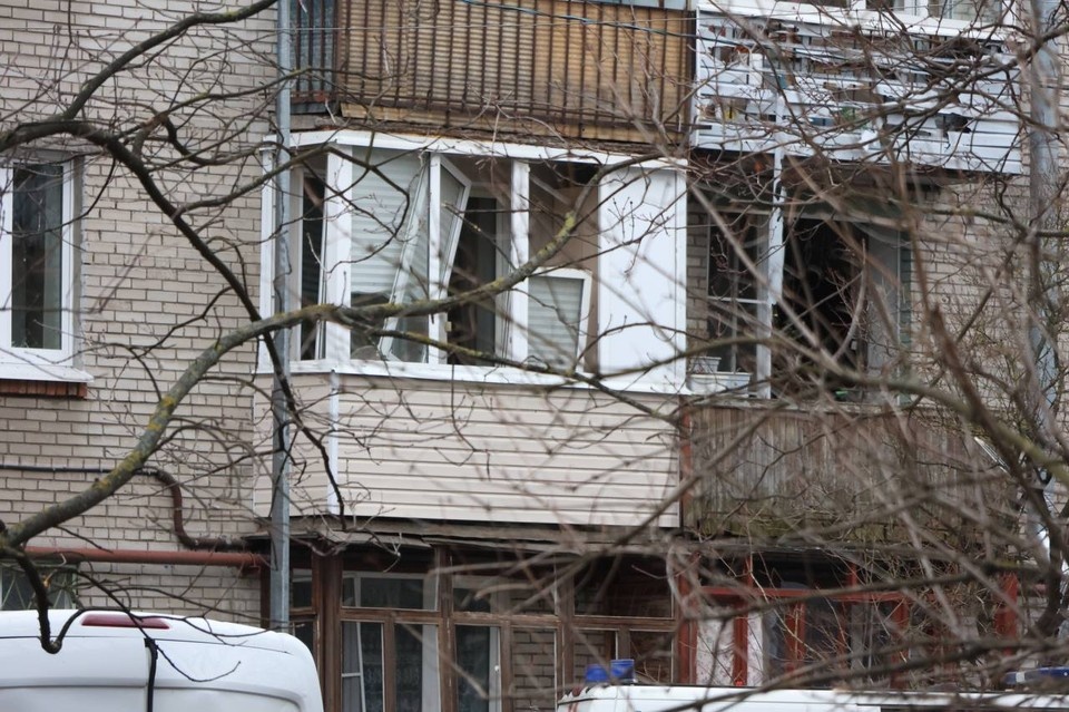    В Красноармейском районе Волгограда ночью 10 октября упали обломки БПЛА на жилые дома Вероника ОВСЯННИКОВА