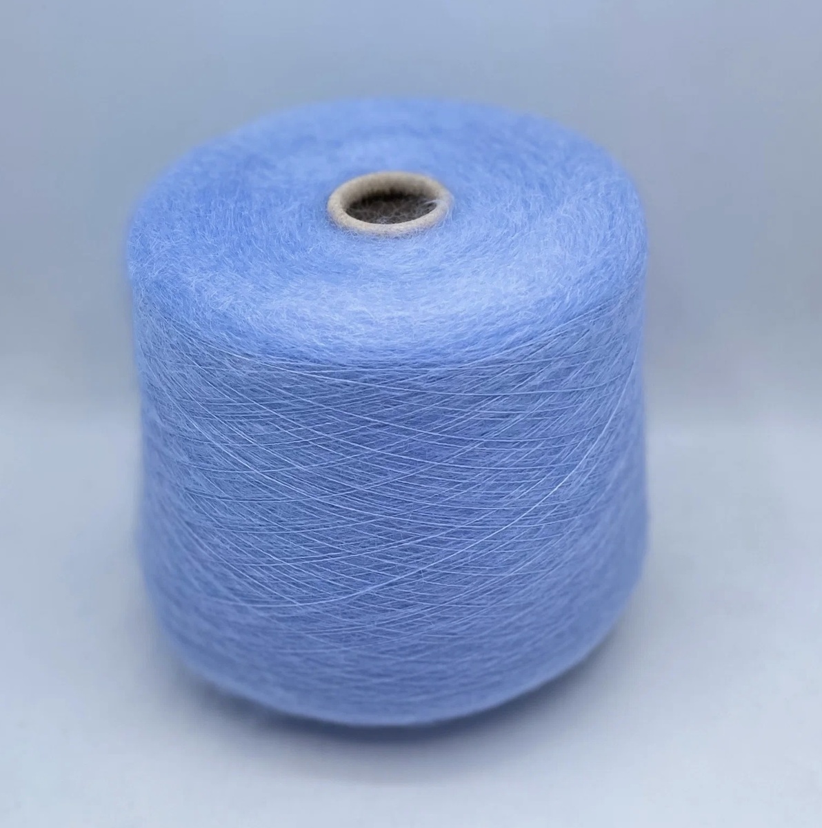 Ит. бобинная пряжа Aurora.