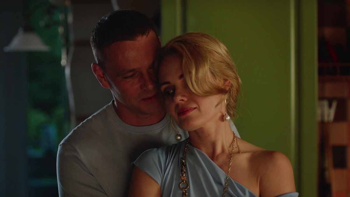 Кадр из сериала "Начнём всё сначала" (2019)