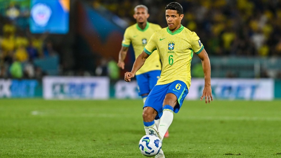    Дуглас Сантос. Global Look Press