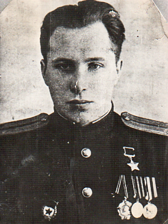 Один из 14 Героев Советского Союза, воевавших в одном взводе