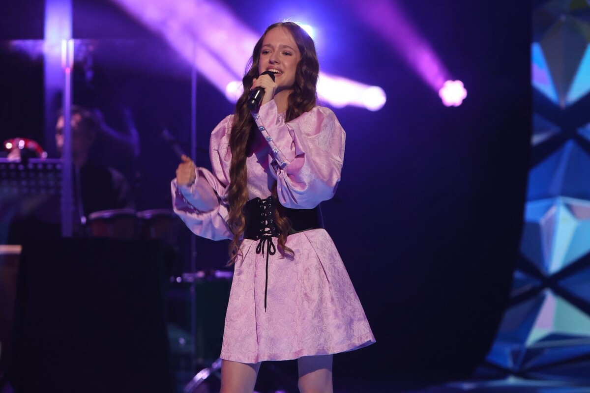    Алина Арчакова, фото: vk.com/voicekids