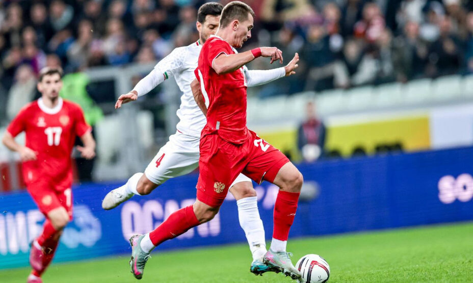    Дмитрий Воробьев открыл счет в матче Россия — Иран. Фото: РФС