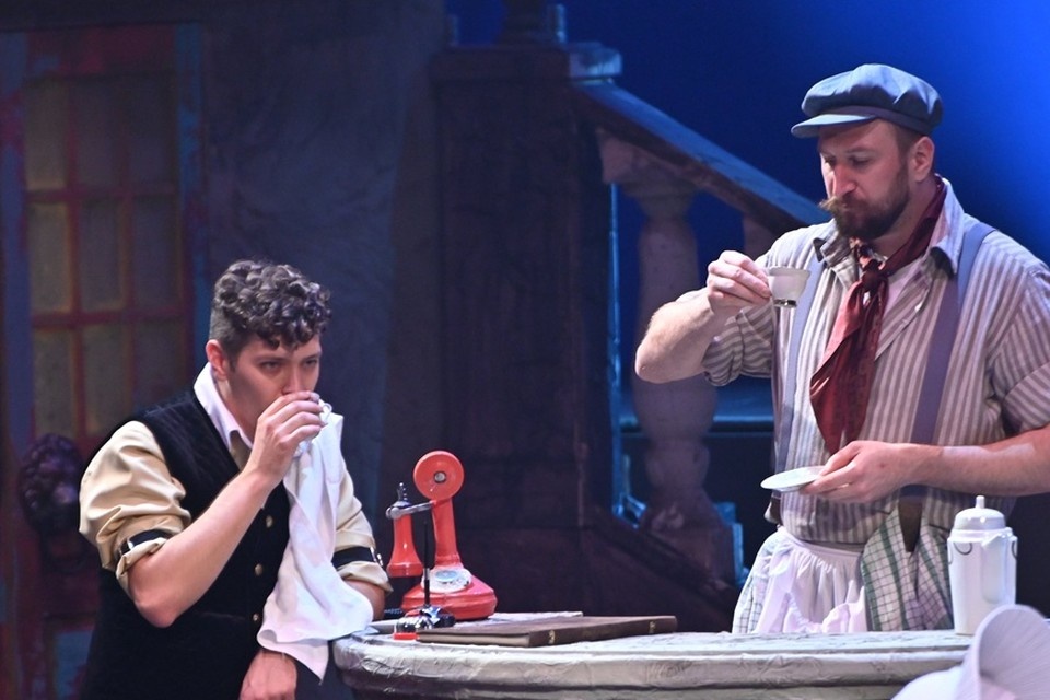    Донецкая муздрама подготовила премьеру нового спектакля «Трактирщица». Фото: Минкультуры ДНР