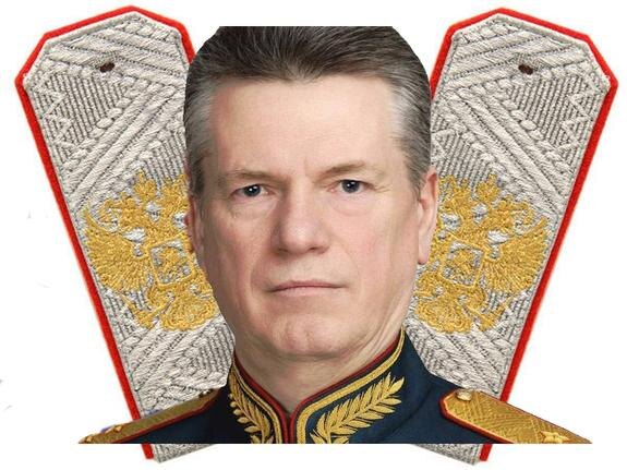    Роскошная жизнь генерала, обладателя серебряных погон, теперь ему только снится в СИЗО