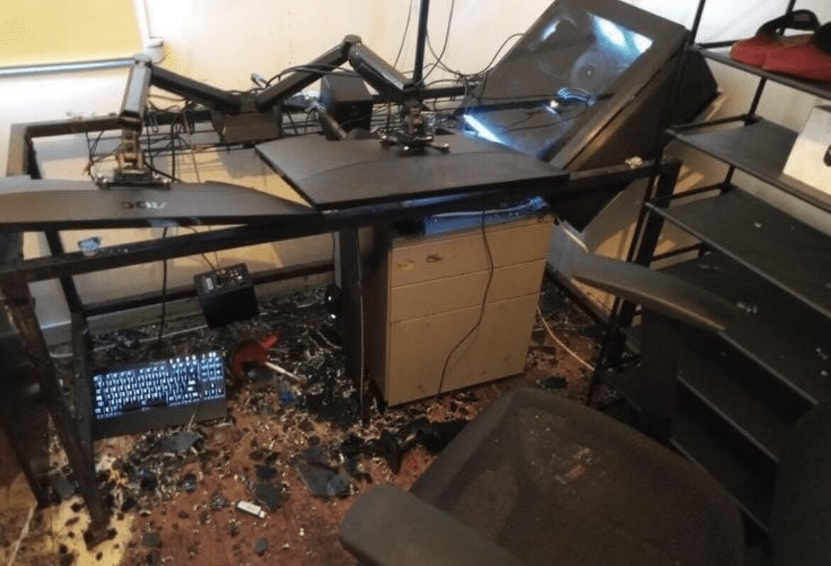 рабочее место криптана этой ночью