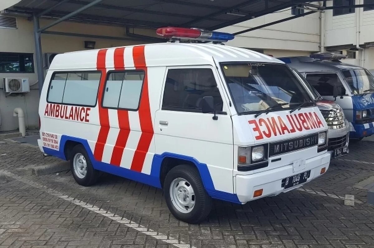    Женщина погибла во время родов в общественном туалете в Индонезии