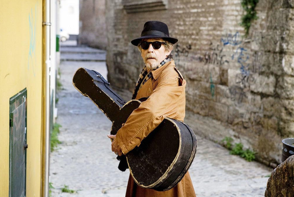 Кадр из фильма «Предел контроля» (2008)