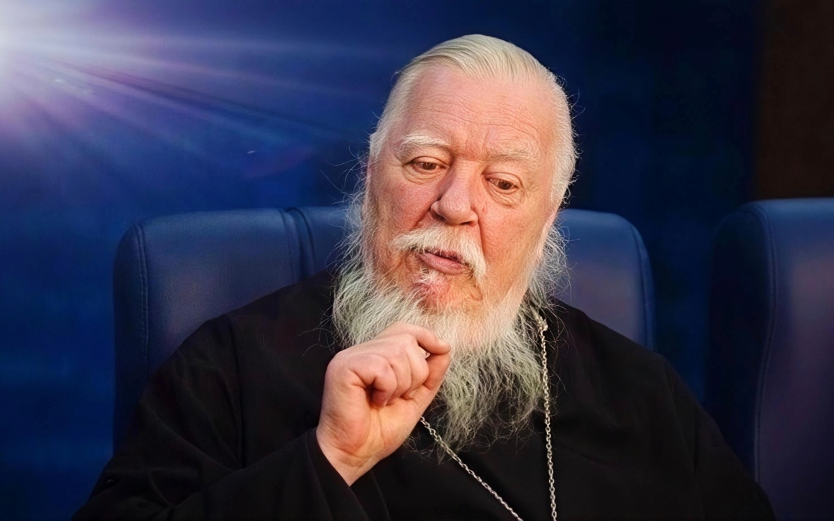 Димитрий Смирнов (07.03.1951 — 21.10.2020 гг.) — протоиерей, церковный и общественный деятель.