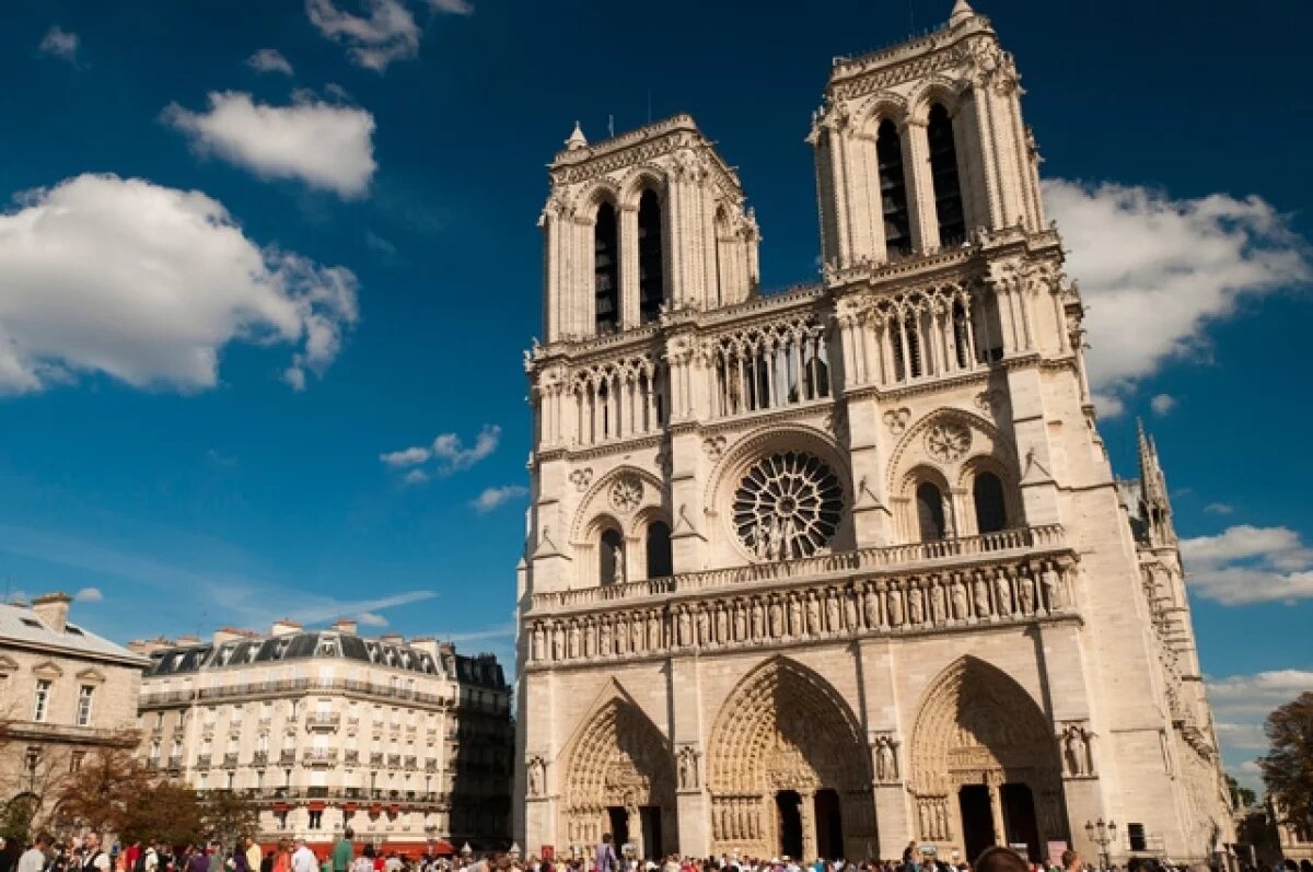    В Нотр-Даме обнаружено письмо с угрозой нападения на выходных
