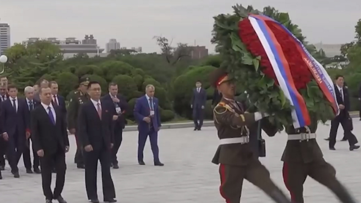    Дмитрий Медведев высказался о действиях корейских солдат в Курской области