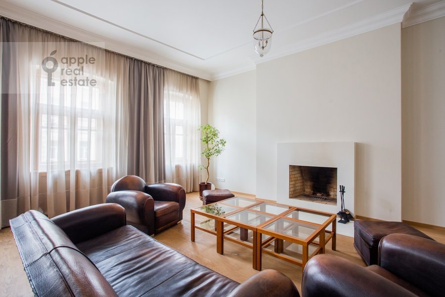 Фото из архива Apple Real Estate