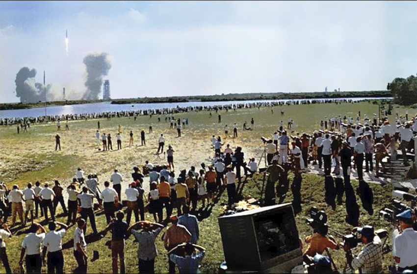 Старт миссии «Аполлон-11» 16 июля 1969 года с космодрома им. Джона Фицджеральда Кеннеди на мысе Канаверал