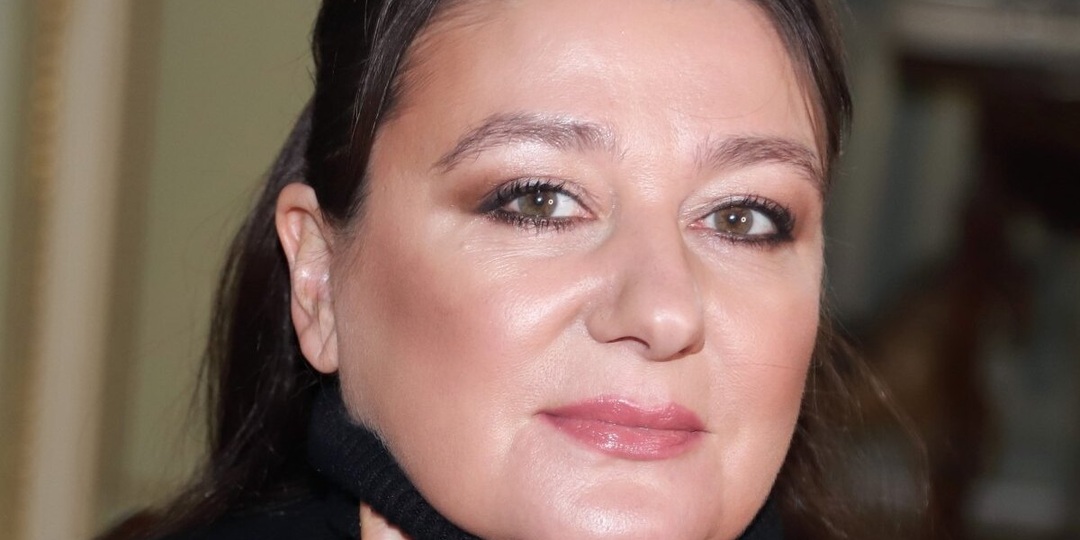 «Произошла невероятная беда»: Анастасия Мельникова заявила, что ее мама умерла из-за отказа от операции на сердце