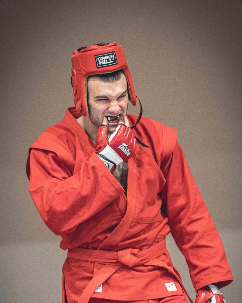    Михаил Кашурников. соцсети