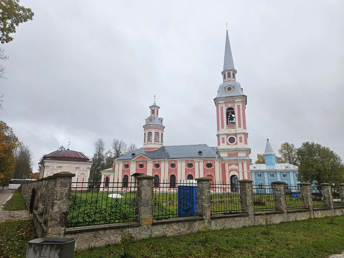 Церковь, Собор и часовня.