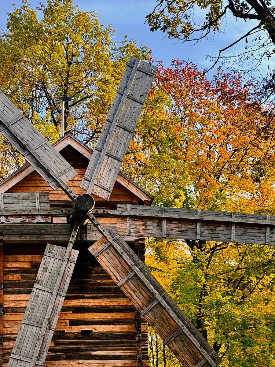 Октябрь в Нижнем Новгороде. Музей заповедник Щёлковский хутор. 
