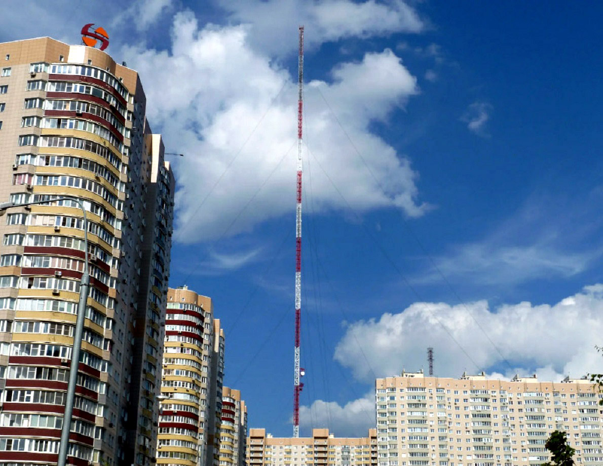  Фото 1. Радио вышка.