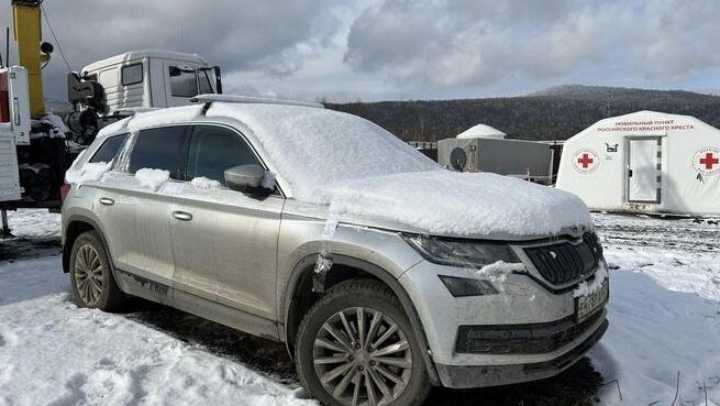 Машина семьи Усольцевых стоит опечатанная / Источник: Алексей Тайганавт / NGS24.RU