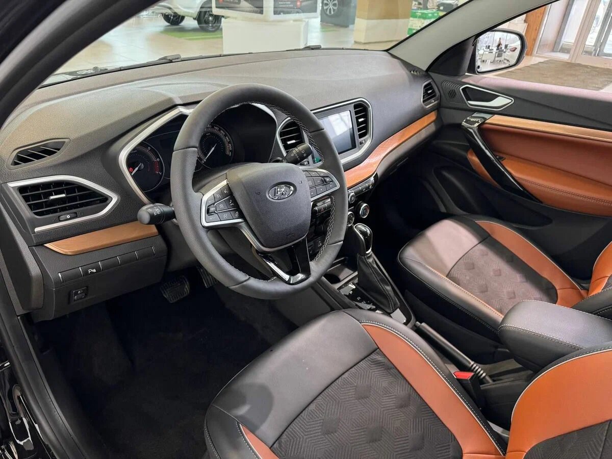 Типичный салон комплектации Лайф и Энджой. фото:https://auto.ru/cars/new/group/vaz/vesta/23900577/24014270/1123077464-7d7df5b5/
