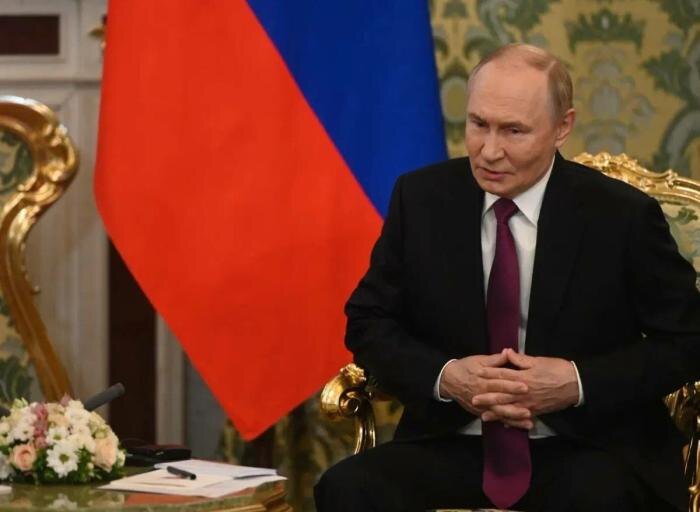 Владимир Путин. Обложка © Life.ru