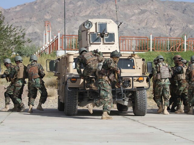    Фото: ТАСС/EPA/JALIL REZAYEE