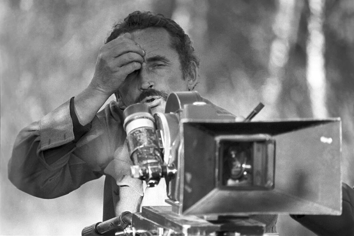    Витаутас Жалакявичюс на съемках фильма «Момент истины».