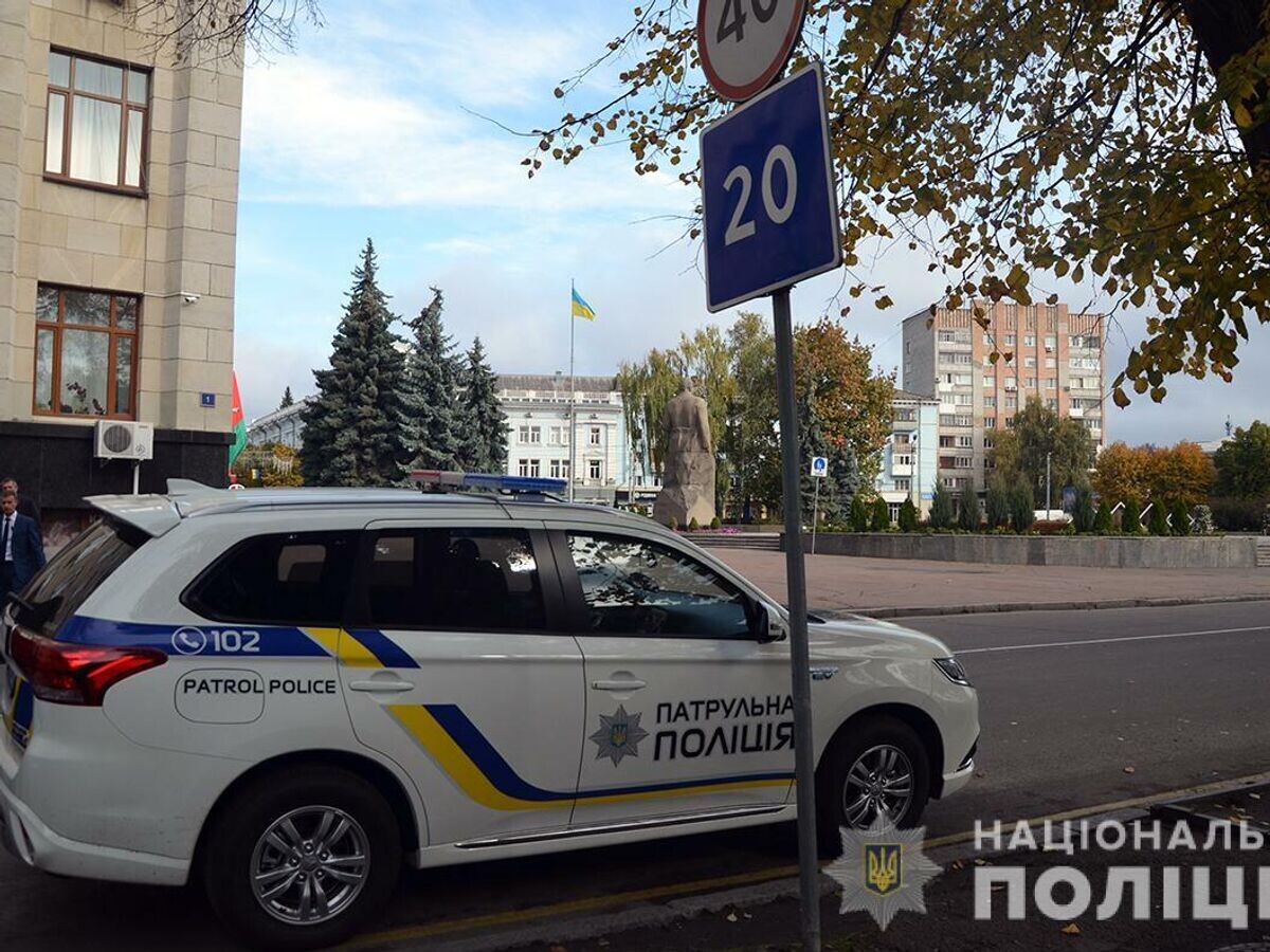    Здание администрации Житомира, где проходит встреча Александра Лукашенко и Владимира Зеленского © Фото : Відділ комунікації поліції Житомирської області