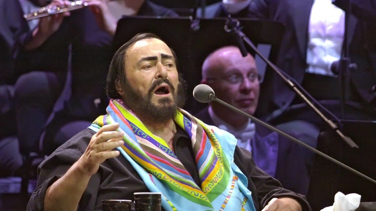    Лучано Паваротти: концерт в Белграде. 21 мая 2005 г. Фото: Marko Rupena/Shutterstock/Fotodom