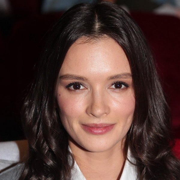     Сегодня родились Паулина Андреева и Хью Джекман