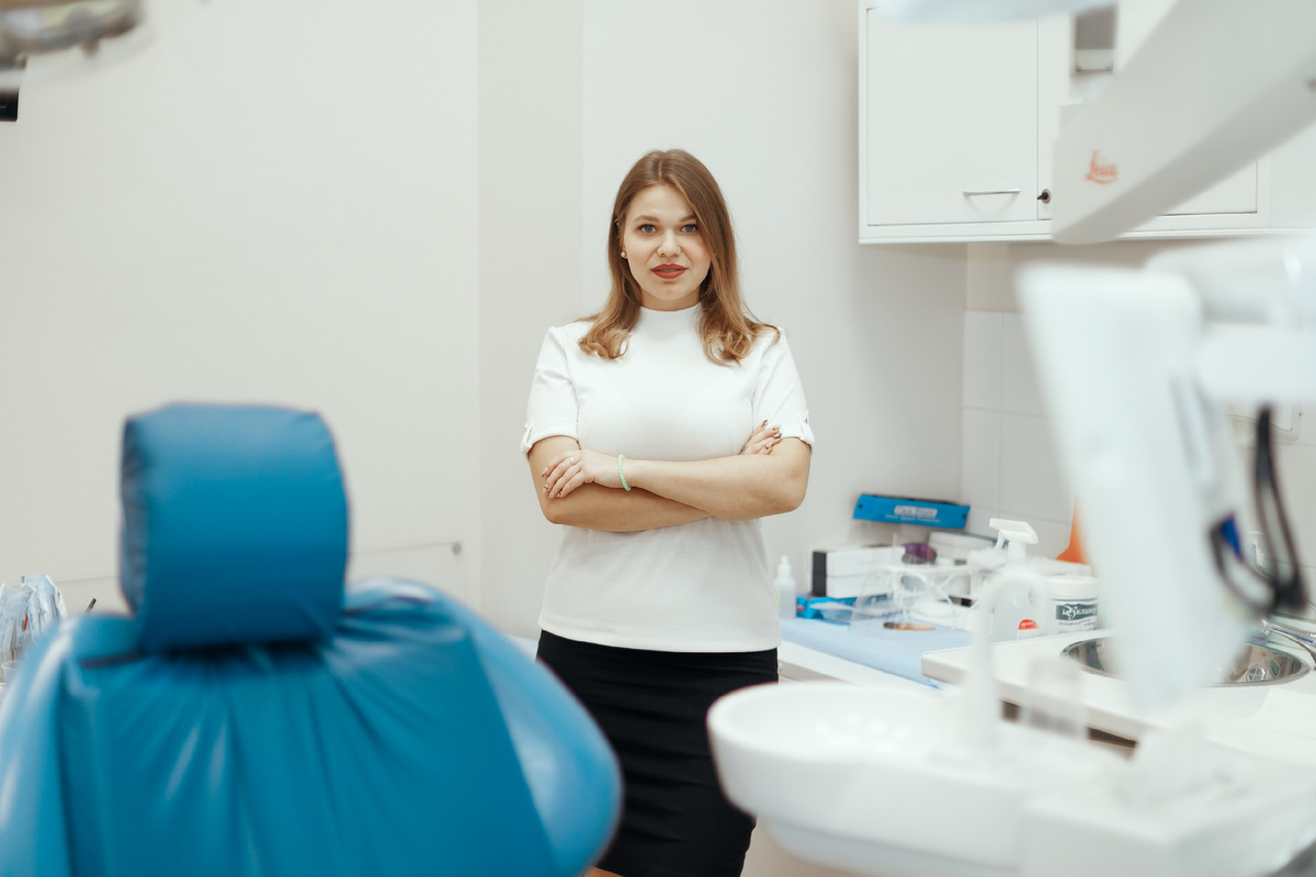 Фотография взята с сайта стоматологии Дмитрович Фэмили https://www.dmitrovich.ru/