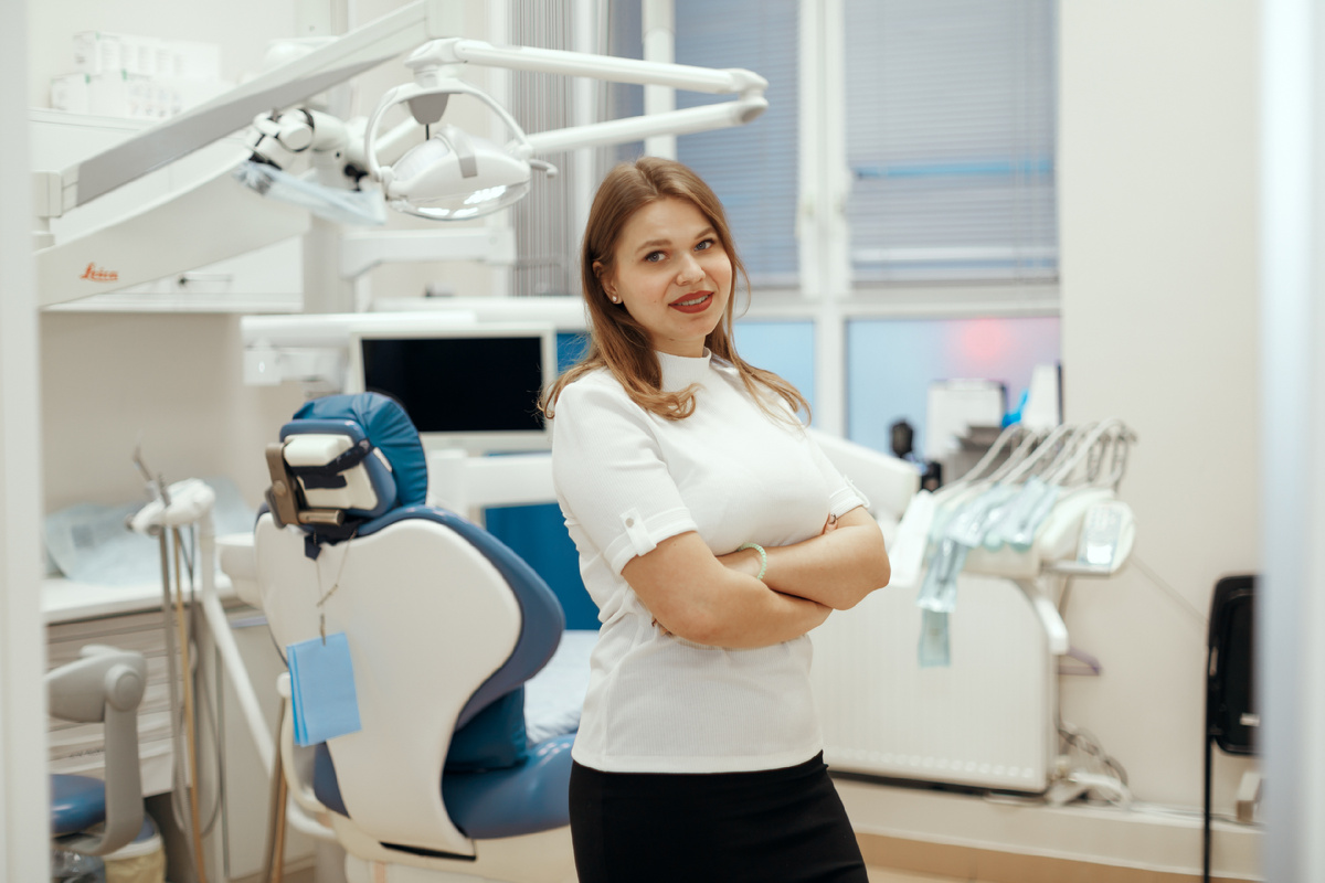 Фотография взята с сайта стоматологии Дмитрович Фэмили https://www.dmitrovich.ru/