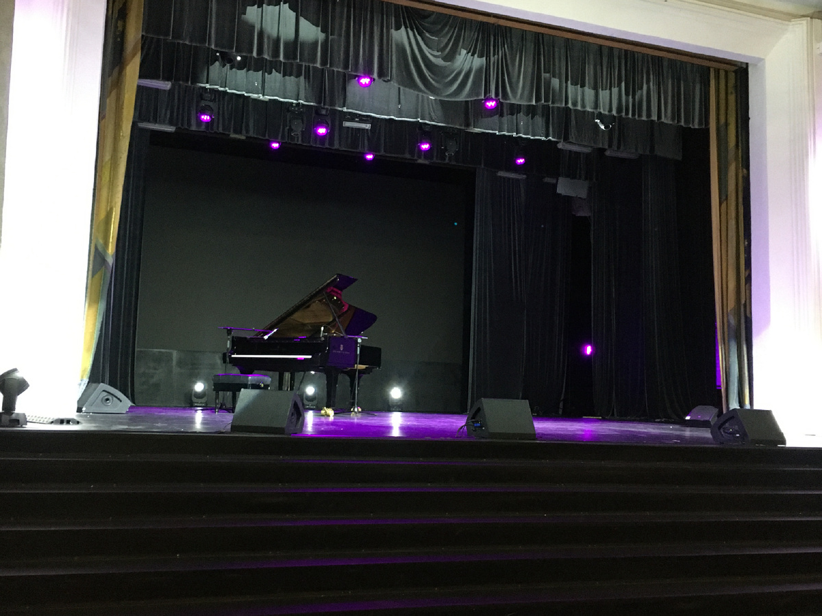 Сцена культурного центра МГИК