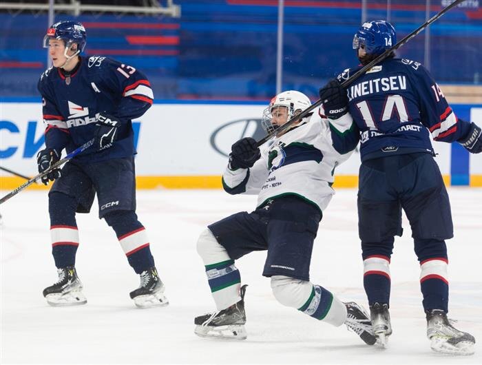    ФОТО: пресс-служба ХК "Лада"