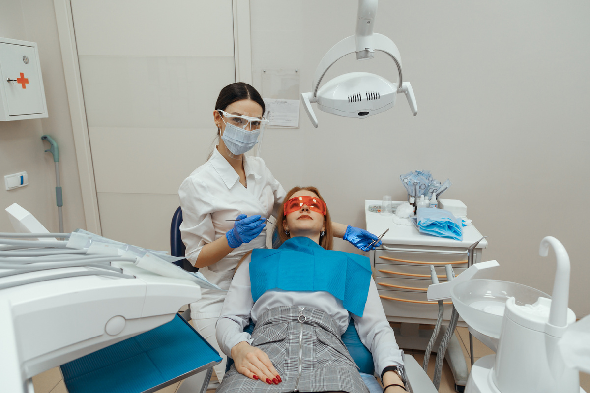 Фотография взята с сайта стоматологии Дмитрович Фэмили https://www.dmitrovich.ru/