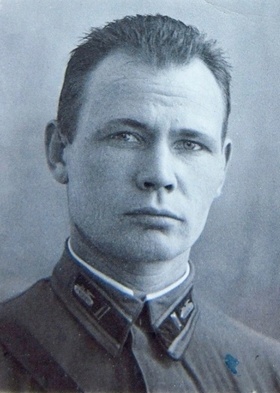  Майор Ушаков Константин Павлович (снимок конца 30-х годов)