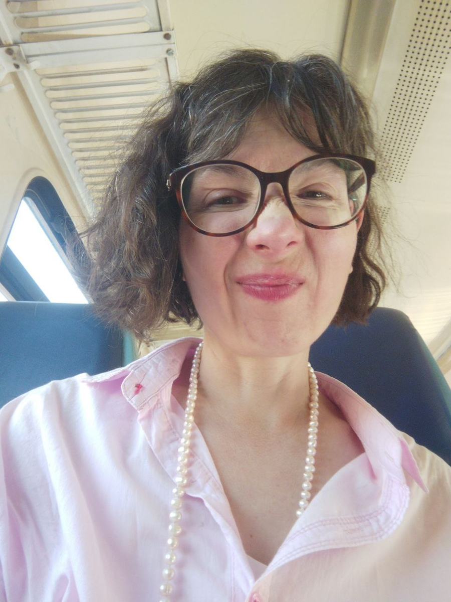 Автор блога "Амазонки в климксе" Ксения Татарник до окрашивания волос