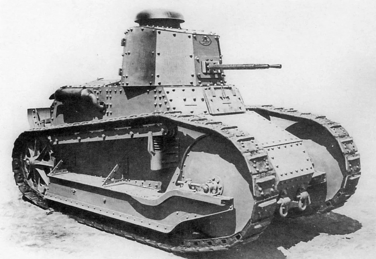 Fiat 3000: первый серийный танк Италии на основании французского прототипа