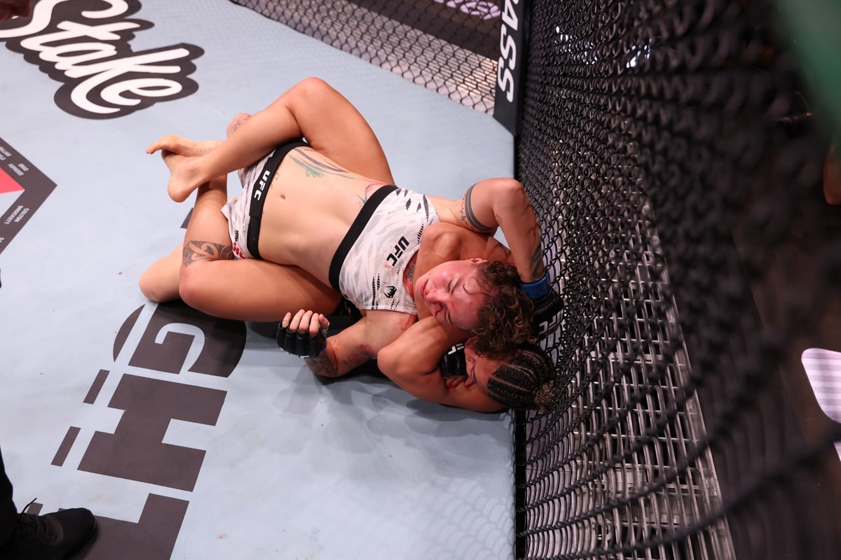     Ирина Алексеева и Биа Мескита