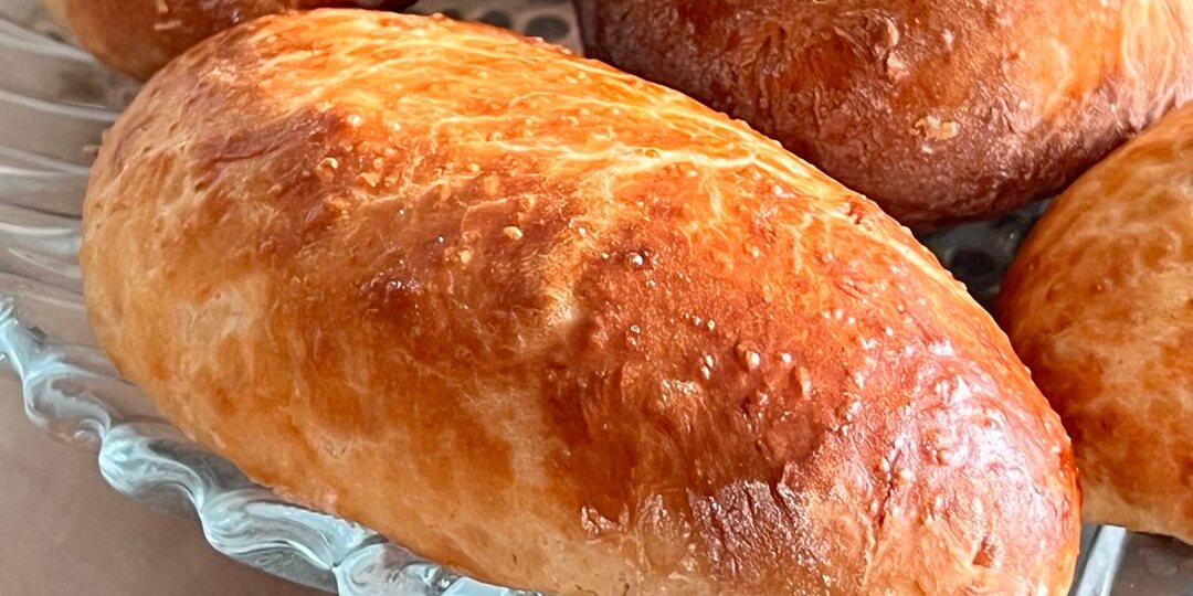 Пирожки с яблочным повидлом