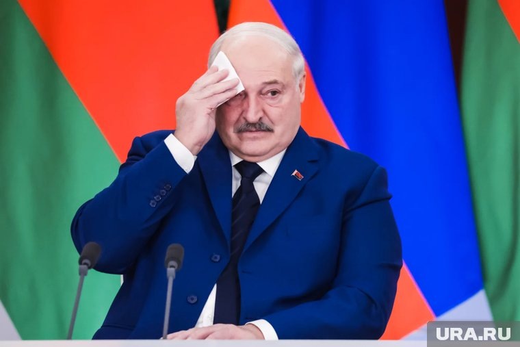    Всем сейчас нужно успокоиться, заявил Лукашенко