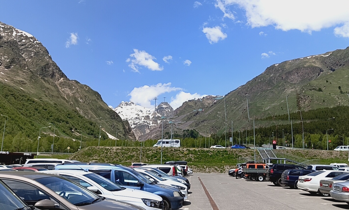 Стоянка около касс