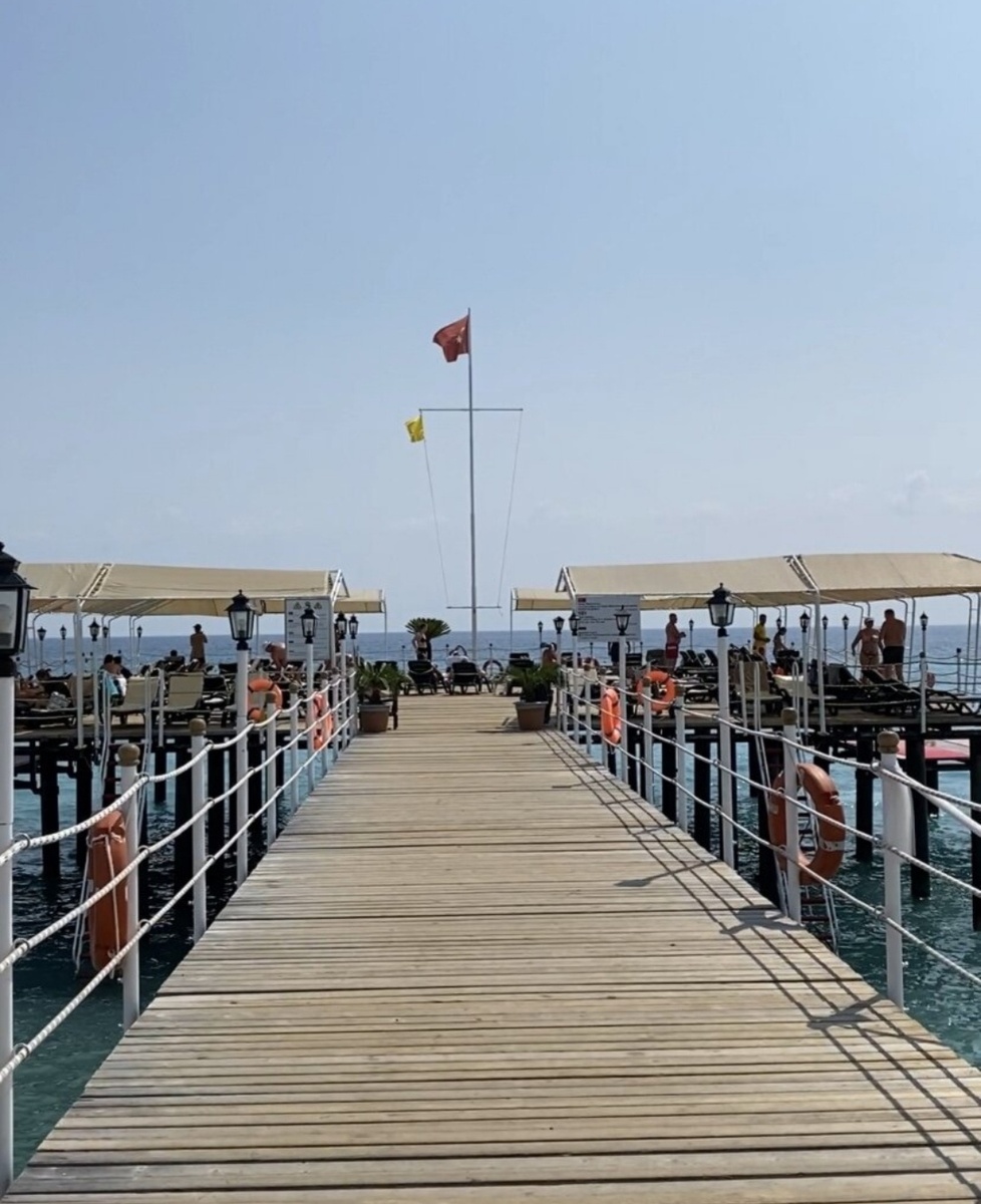 Пирс отеля Мукарнас