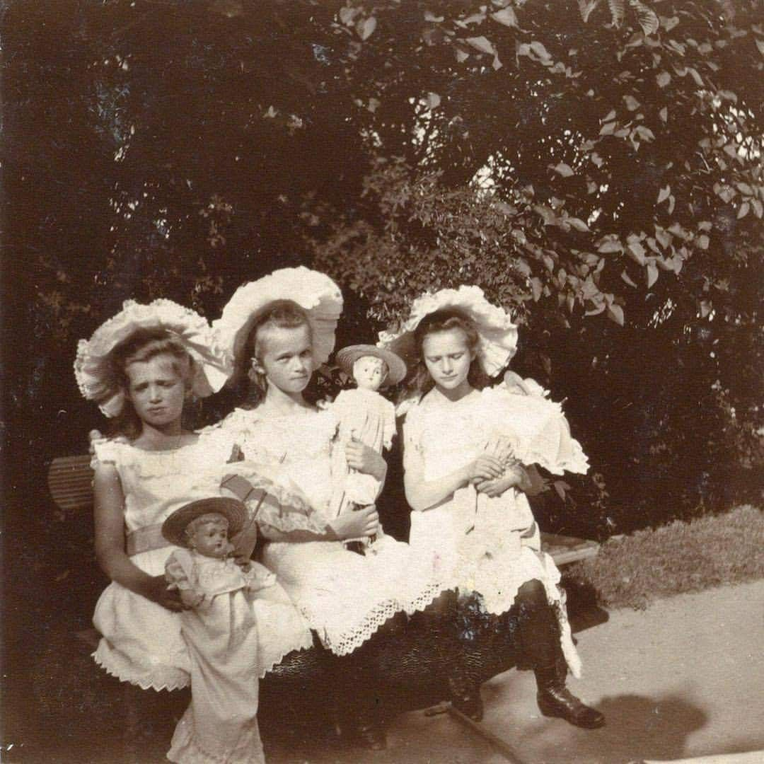 Великие княжны Ольга, Татьяна, Мария. Фото из интернета